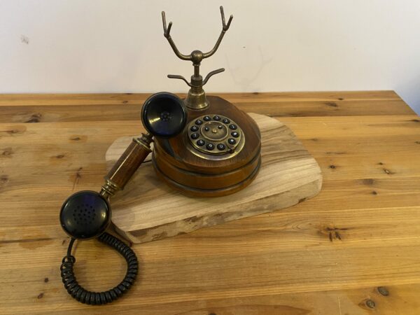 Téléphone style Victorien